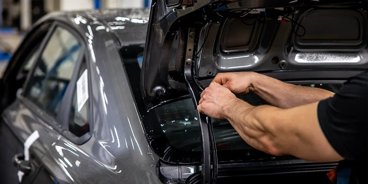 Best Practices for Installing GPS Devices in BHPH-Financed Vehicles | GPS LEADERS