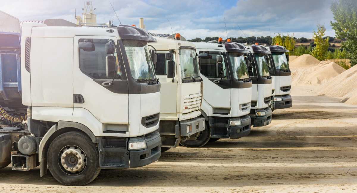 How EZ Fleet GPS Ensures Safe Return and Maximum Uptime for Auto Shops | GPS LEADERS